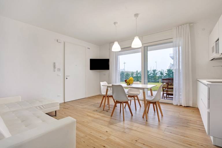 Apartment 'Deluxe 6' with Shared Garden, Wi-Fi and Air Conditioning — photo 3