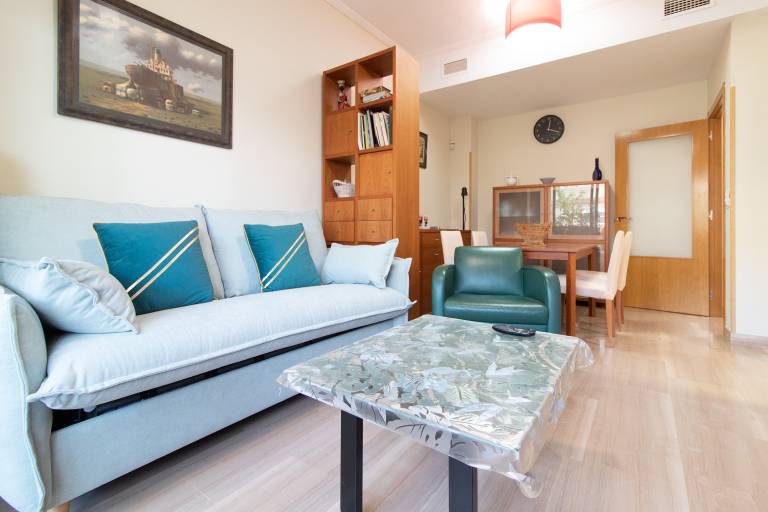 Global Properties: Apartamento con gran terraza en la playa de Puerto Sagunto — photo 4