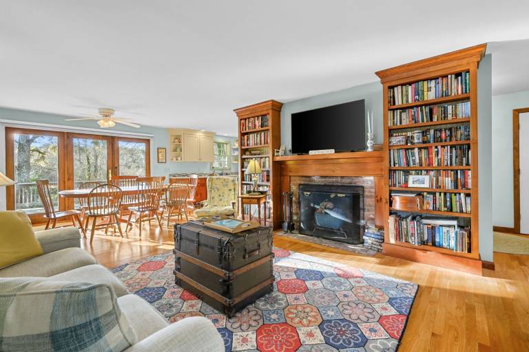 Spacious Dog-Friendly Retreat in Chatham — photo 2
