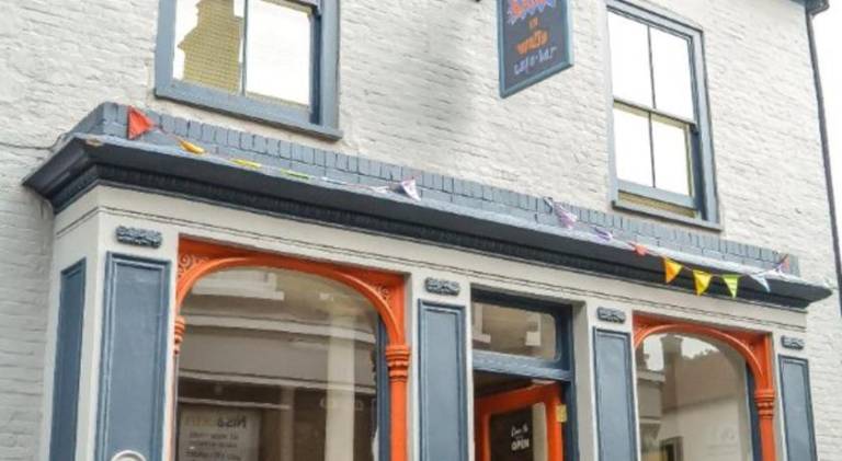 Bang in Wells — photo 4