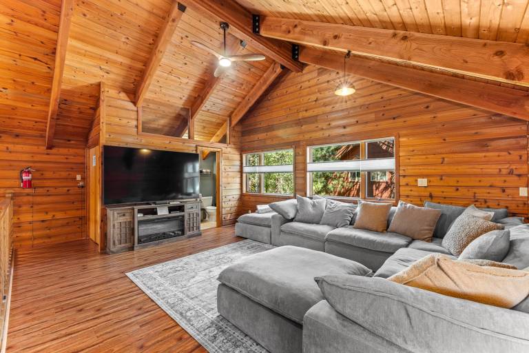 Vacation home with BBQ | Mountain view — photo 4