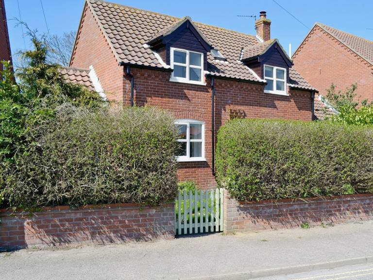 Cottage Sea Palling