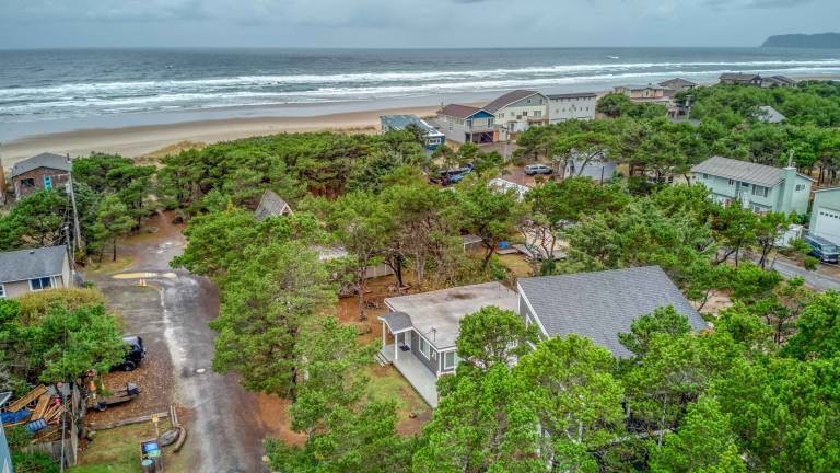 House Pacific City