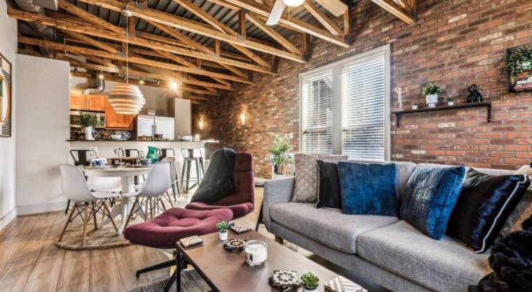 The Zircon 2BD Unique Style in the heart of FortWorth — photo 3