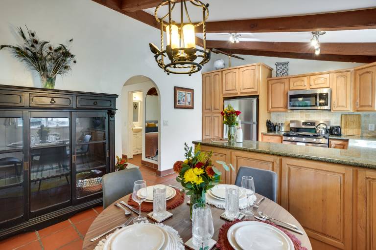 Creative SoCal Escape! Trabuco Canyon Casita — photo 3