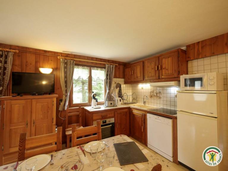 Beautiful gite with grill & yard | Pet-friendly — photo 2
