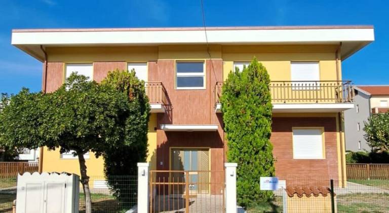 Nice rental apartment with yard & patio | Next to the beach | Pets are welcome in Sirolo