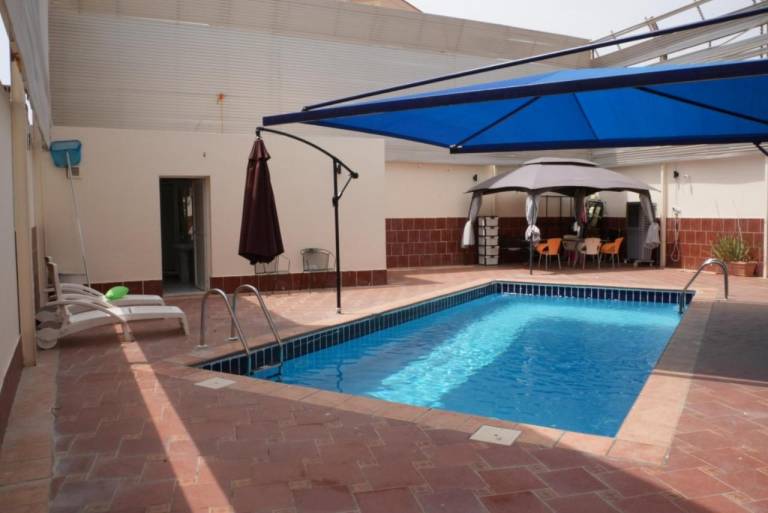 Villa with pool | Pets are welcome — photo 3