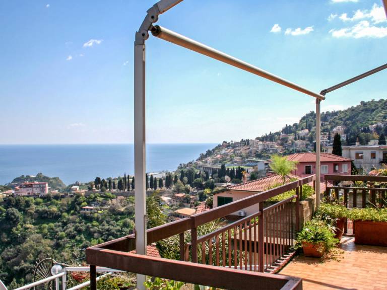 Apartment Giardini Naxos