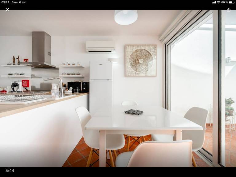 House with barbecue, yard & terrace | City view — photo 5