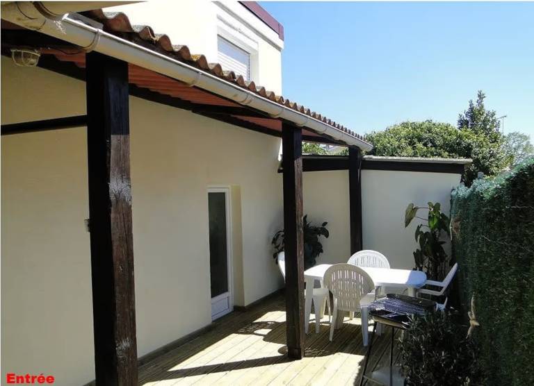 Vacation home with barbecue, patio & fast internet | Garden view — photo 2