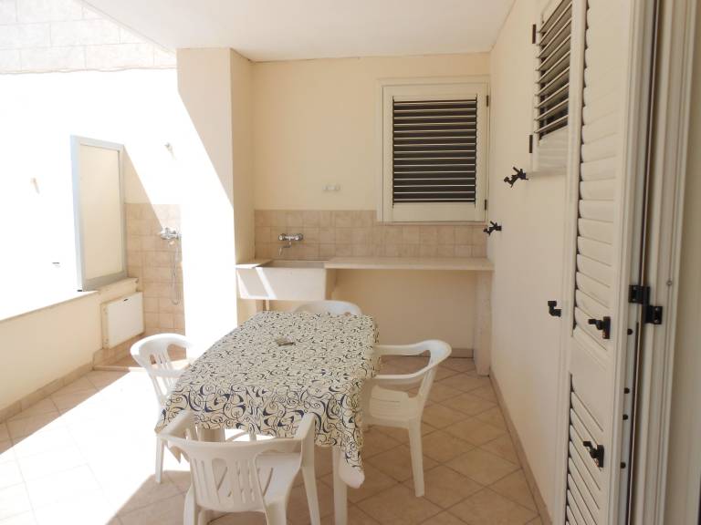 Rental apartment with terrace — photo 5