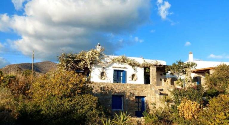 Sophia Villa Paros - Beachfront Villa at Lolantonis — photo 4