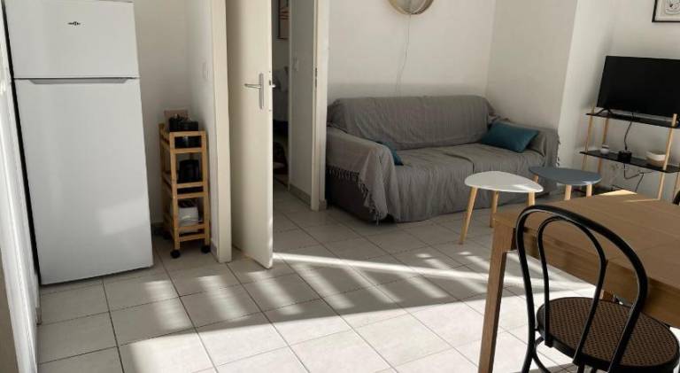 Apartment with 1 room for 4 persons — photo 2