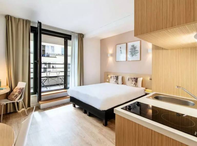 Wonderful studio | Next to Royal Palace of Brussels | Pets allowed — photo 3