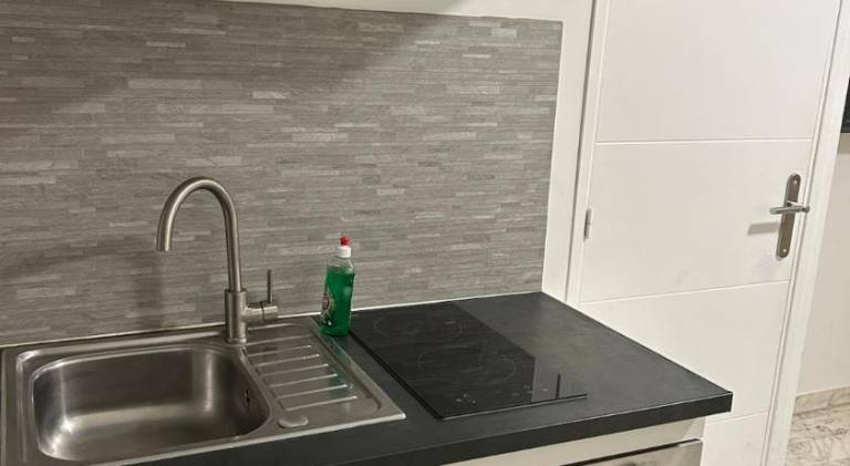 Apartment with 1 room for 5 persons — photo 3
