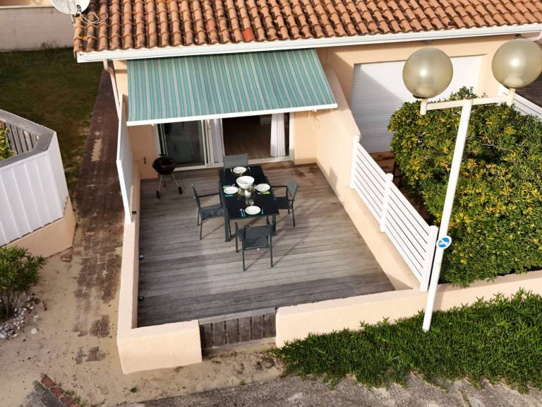 Renovated 2023 house close to the ocean with terrace and WIFI — photo 2