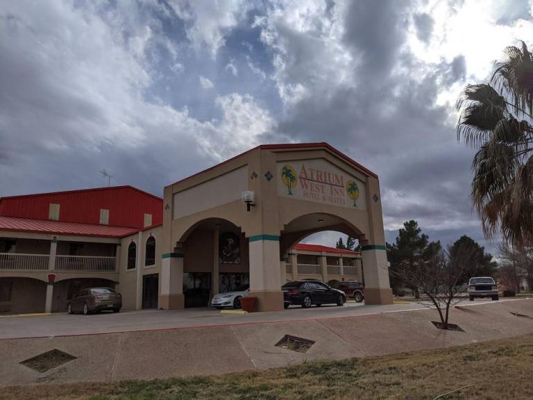 Atrium Inn — photo 4