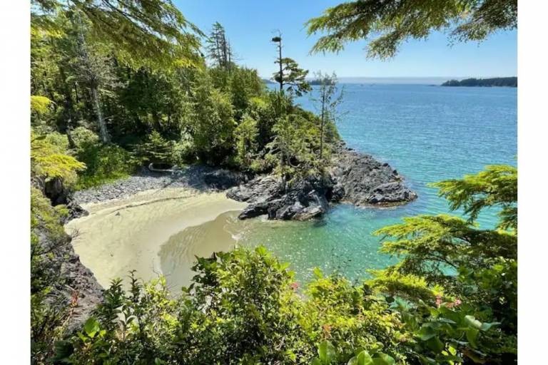 House  Ucluelet
