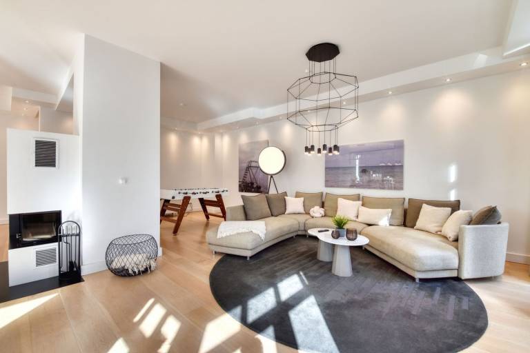 Exklusives Luxus Apartment in Sellin mit Meerblick, Sauna und Außenpool in Ostseebad Baabe