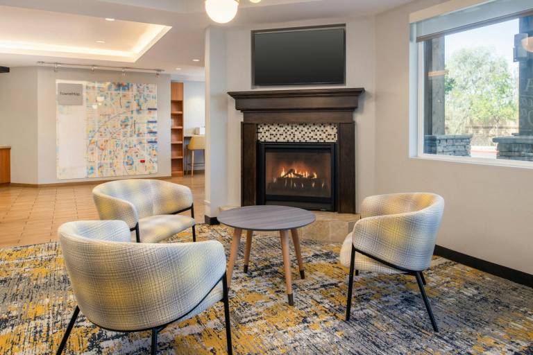 TownePlace Suites by Marriott Lancaster — photo 3