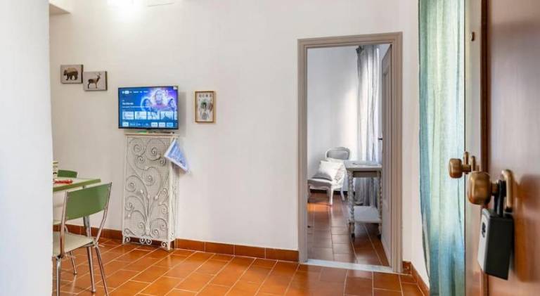 Holiday apartment with 2 rooms for 6 persons — photo 4