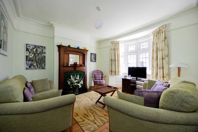 House Tooting