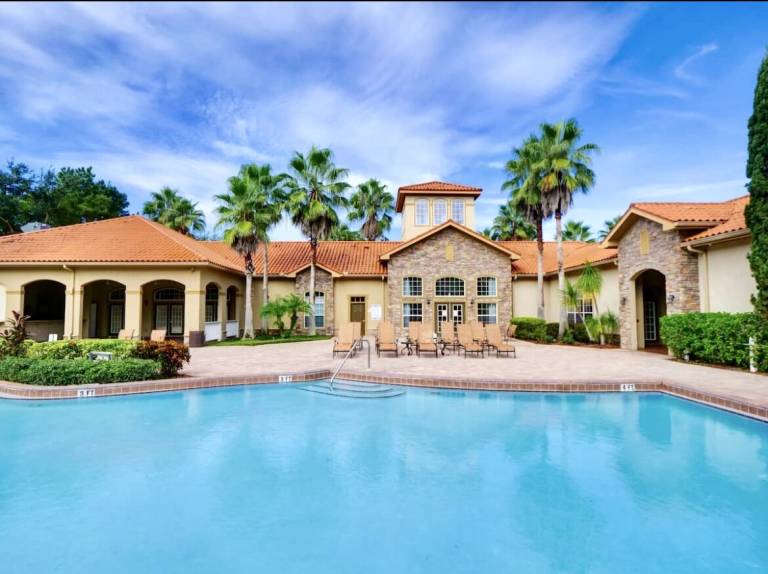 Child-friendly condo with hot tub, patio & heated pool | Dogs allowed in Cham
