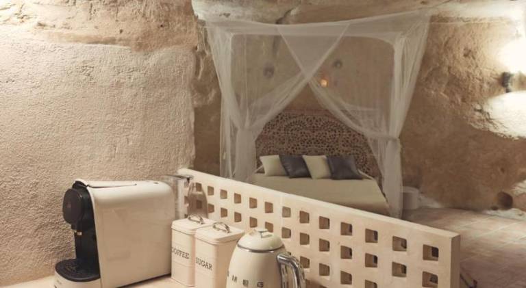 Holiday apartment with jacuzzi — photo 4