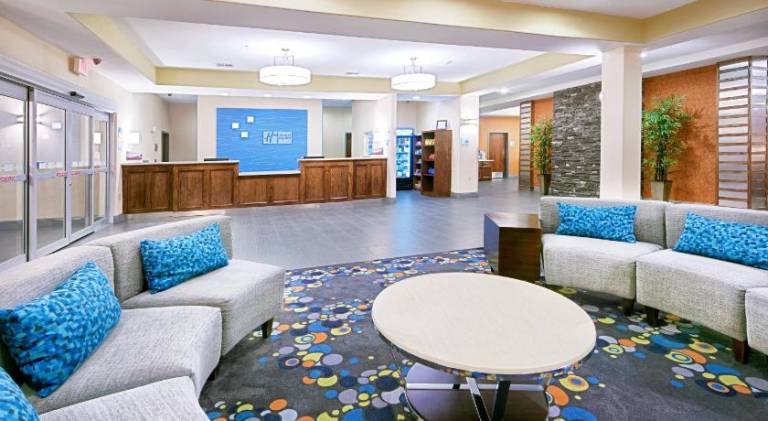 Holiday Inn Express Hotel and Suites Monahans I-20 By IHG — photo 2