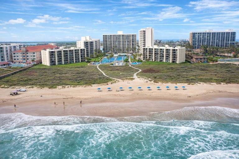 Holiday apartment with private pool & patio in South Padre Island, TX