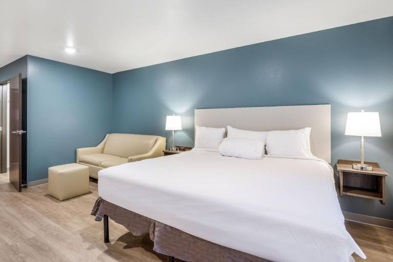 WoodSpring Suites Libertyville - Chicago — photo 2