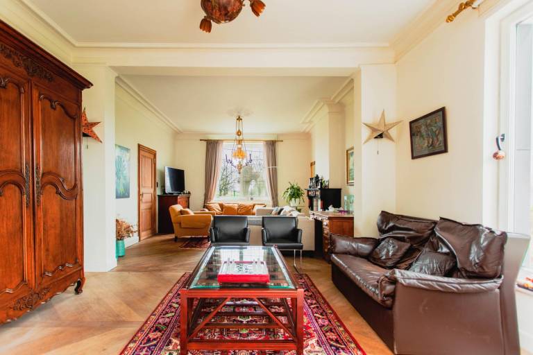 Family-oriented wonderful villa with garden, pool & hot tub | Pets allowed — photo 5