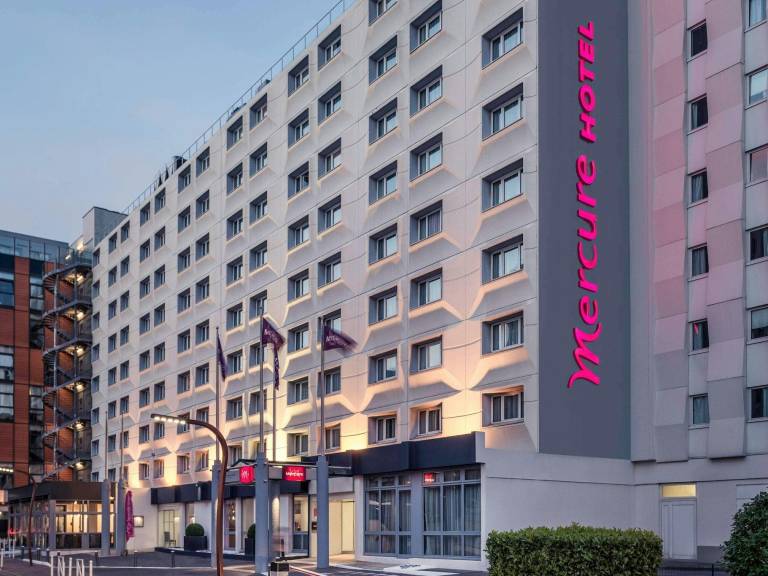 Mercure Paris Porte D'Orleans Hotel in Le Kremlin-Bicetre