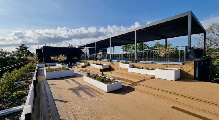 Holiday apartment with jacuzzi & pool — photo 3