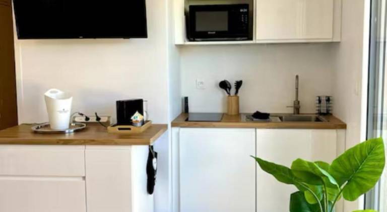Apartment with patio | Pets are welcome — photo 4