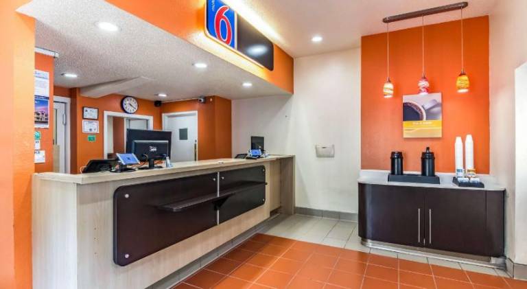 Motel 6 Raleigh, NC Cary — photo 3