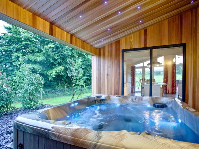 Chalet Hassocks