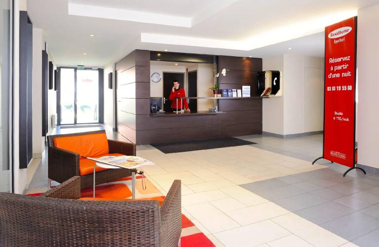 Serviced apartment with terrace — photo 4