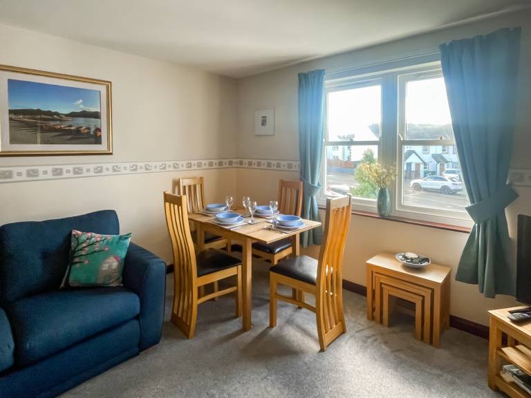 Cottage with 2 rooms for 4 persons — photo 2
