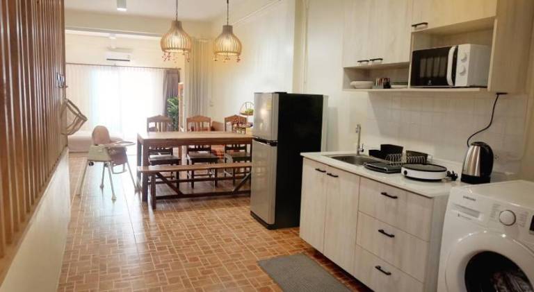 Beautiful holiday apartment with hot tub | Close to Wat Chedi Luang | Pet-friendly — photo 4