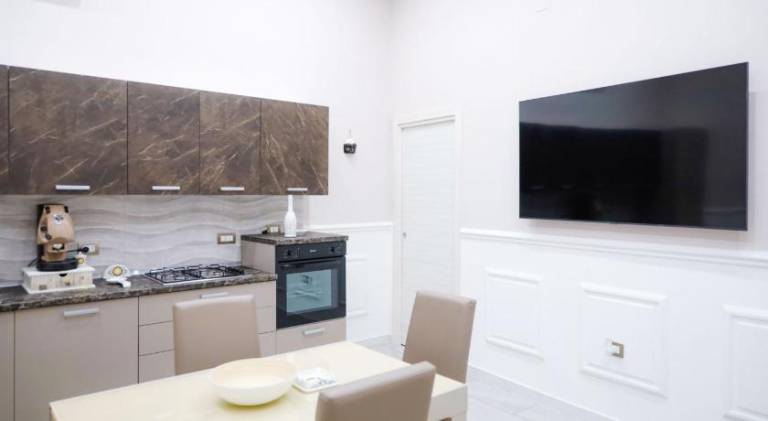 Apartment with 2 rooms for 6 persons — photo 4