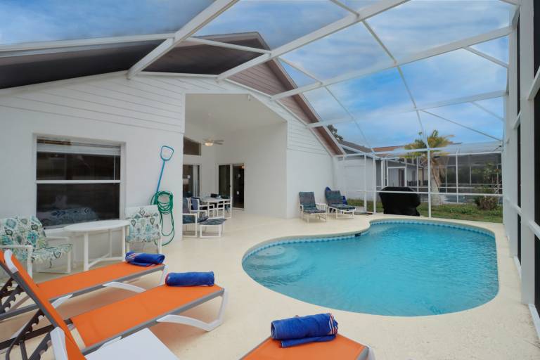 Children-friendly vacation home with private pool & grill | Suitable for remote work | Pets allowed in Osceola, FL