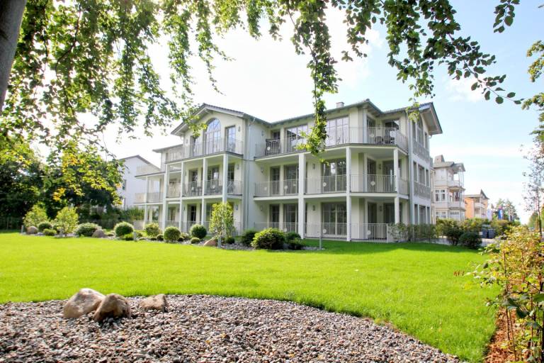 moderne Ferienwohnung mit eigener Sauna und Balkon - Villa Pauline FeWo 06 in Sellin