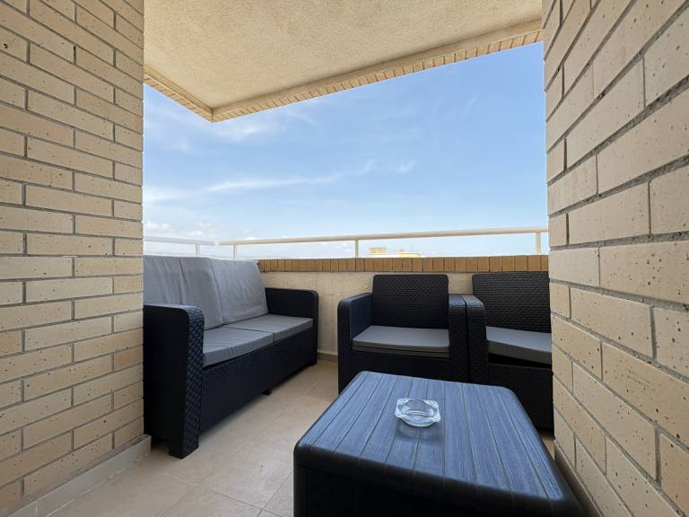 Apartment with pool, yard & terrace | Beach nearby | Pets allowed — photo 3