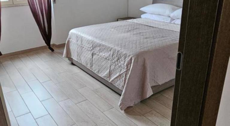 Holiday apartment with 2 rooms for 6 persons — photo 5