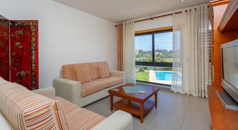 Rental apartment with private pool & terrace — photo 5