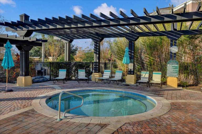 Upstay Renovated Vista Cay Condo&mdash;Epic Universe