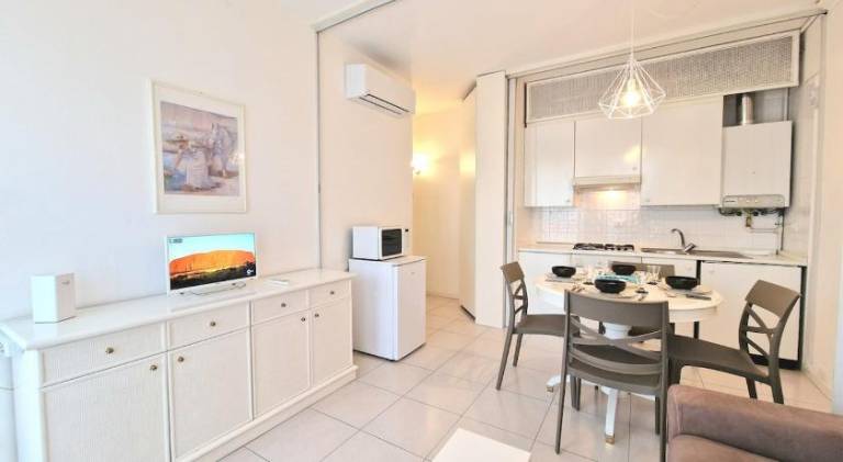 Rental apartment with pool — photo 3