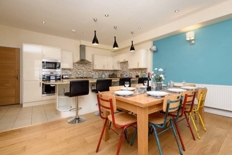 House Looe